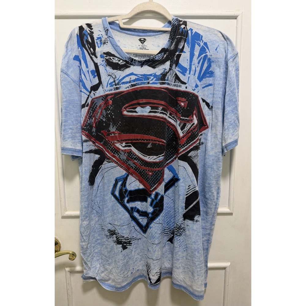 Superman TShirt Mens Sz 2XL Blue DC Comics Graphic Tee Distressed Logo Acid Wash